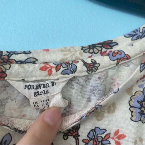 Forever 21 Girls Floral Top - Picture 3 of 3